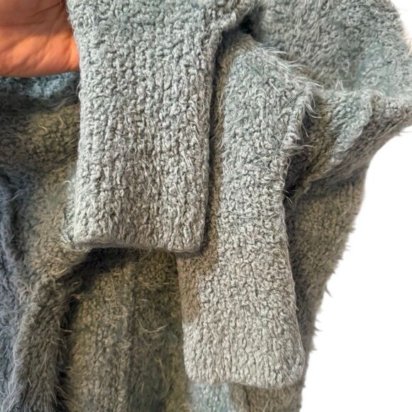 Free People Icing V-Neck Pullover Fuzzy Sweater Size XS in Spring Dust - Picture 5 of 10